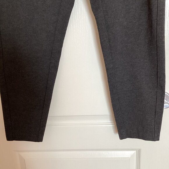 Reitmans Women's Gray Leggings Size Plus 18 Gray Pull-On Narrow Leg Casual Comfy - Picture 3 of 6